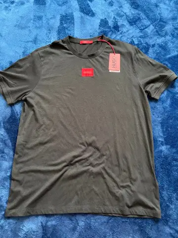 HUGO BOSS 블랙 T셔츠