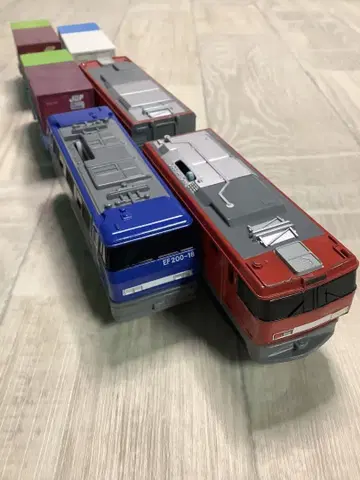 프라레일 EF200형 전기 기관차 18호기 EH500 긴타로