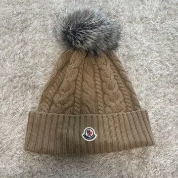 MONCLER 케이블 짜임 니트 모자 베이지