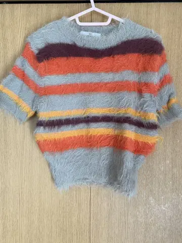 푹신푹신 반팔 니트 보더 무늬