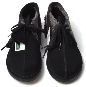 6.6만 JiyongKim 지용킴 클락스 디저트 트렉 US9