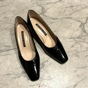 BOUTIQUE OSAKI 블랙 펌프스