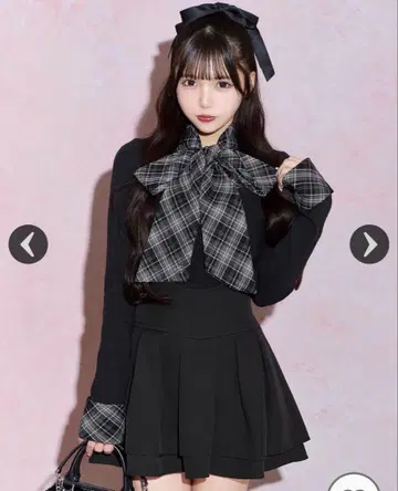 미셸 마카롱 슬림 레그 스커트 XS