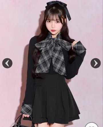 미셸 마카롱 슬림 레그 스커트 XS
