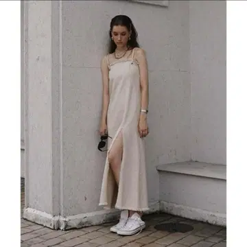 ACLENT 로프 스트랩 프린지 원피스 베이지