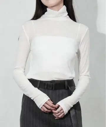 [ 새상품급 ] Y/lim 화이트 시어 터틀넥