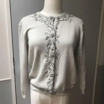 빈티지 7부 소매 울 라이트 그레이지 비즈 가디건