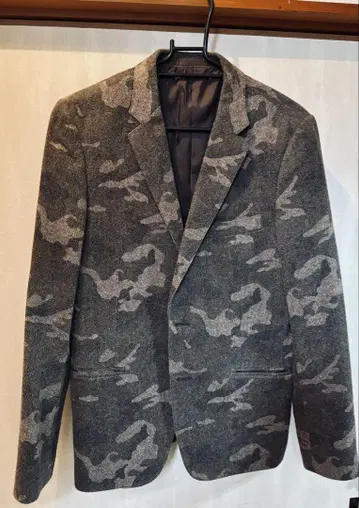 컨디션 최상 그레이 카모 패턴 저널 스탠다드 자켓 S