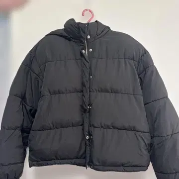 블랙 퀼팅 다운 자켓