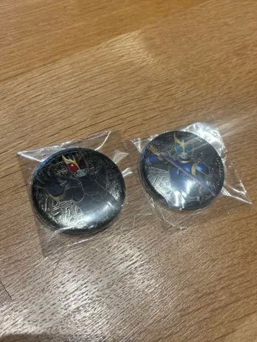 [ 미개봉 ] 트레이딩 메탈 캔 배지 가면라이더 쿠우카