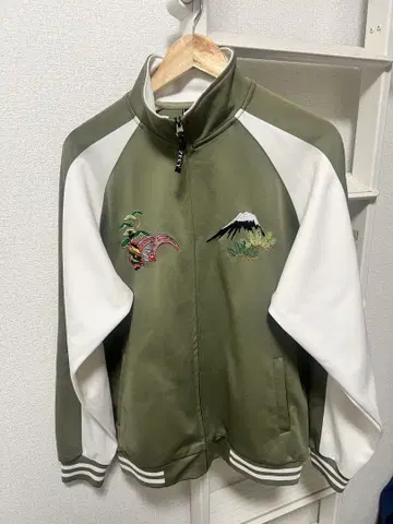 [ 레어 ] ZEKY 후지산 마이코 자수 트랙 자켓 일본풍 패턴