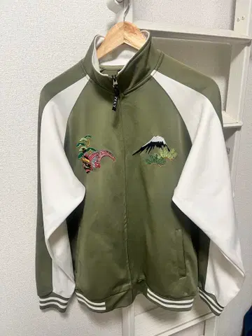 [ 레어 ] ZEKY 후지산 마이코 자수 트랙 자켓 일본풍 패턴