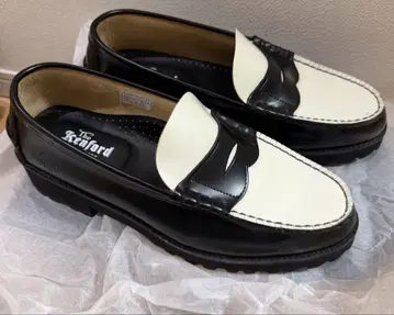 The Kenford Fineshoes 탱크 밑창 로퍼