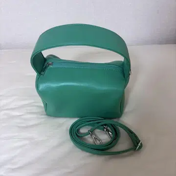 그린 핸들 숄더백