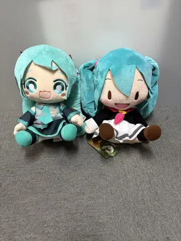 하츠네 미쿠 봉제 인형 2종 세트