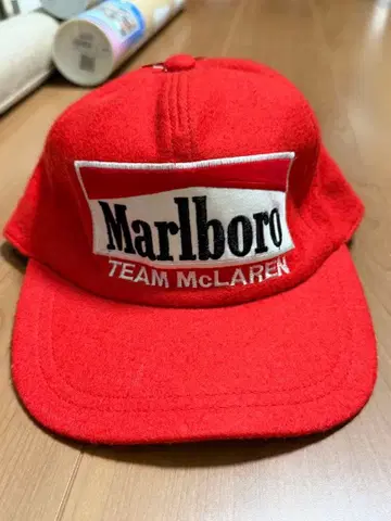 Marlboro TEAM McLAREN 빨간색 캡 미사용