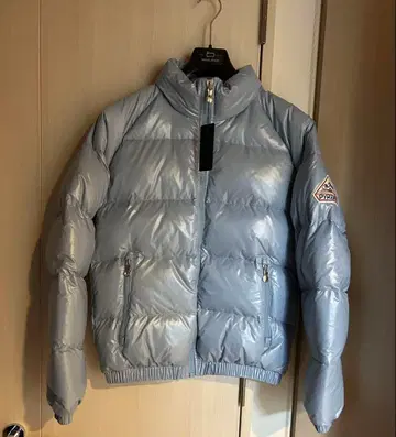 피레넥스 다운 자켓 새상품 스카이블루