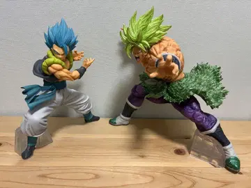 드래곤볼 제일복권 브로리 라스트원 오지터 받침대 있음