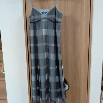 BLUE LABEL 체크 무늬 슬리브리스 원피스 36