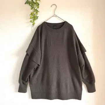 Spick&Span 프릴 슬리브 니트 워셔블 플레어 슬리브 풀오버