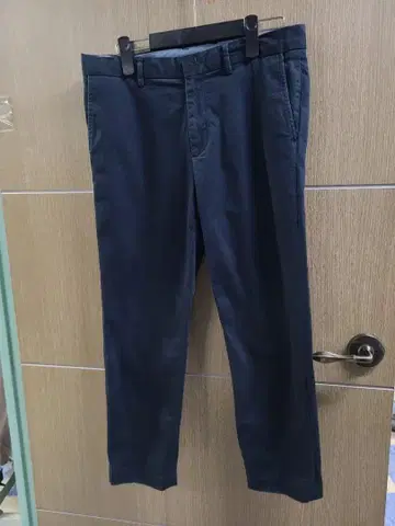 네이비 코튼 혼방 슬랙스