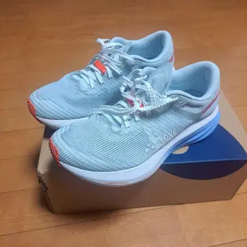 요넥스 러닝화 카본 크루즈 에어러스 WOMEN 23.5