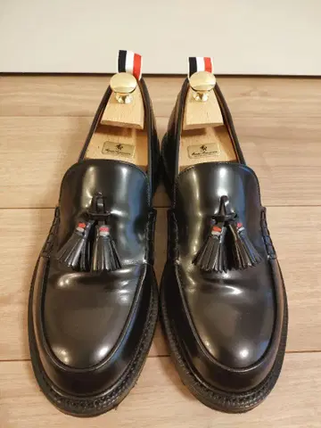 새상품급 THOM BROWN 태슬 로퍼