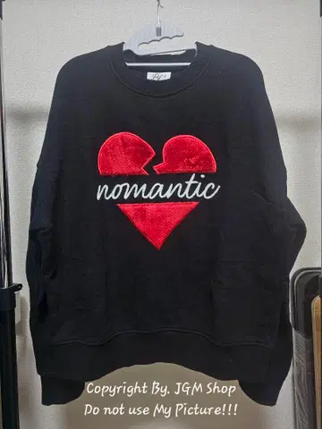 한국 Beyond Closet 비욘드클로젯 하트 맨투맨