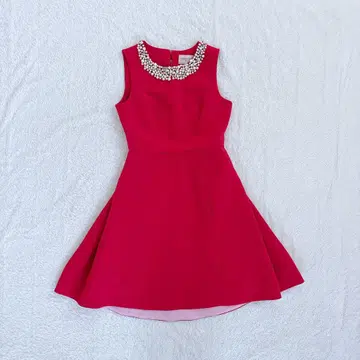 JUSGLITTY 니시노 카나 착용 펄 비쥬 드레스 원피스 레드 핑크