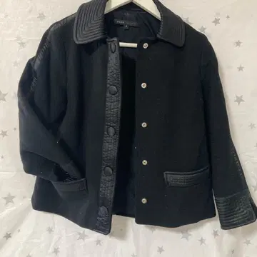 마크 제이콥스 블랙 자켓 사이즈 4