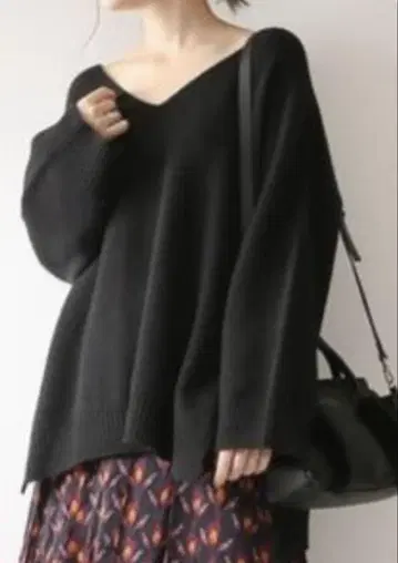 캐시미어 울 Spick & Span 블랙 V넥 니트 스웨터