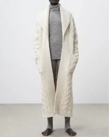 [ 미사용 ] ZARA 케이블 니트 롱 코트 L 사이즈