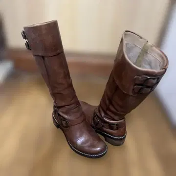 CLARKS 클락스 브라운 가죽 롱 부츠