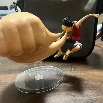 원피스 루피 피규어