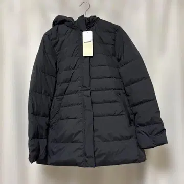 블랙 후드 부착 다운 코트 택 포함 새상품