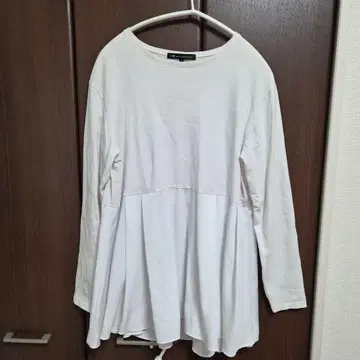 23구 내추럴 코튼 베어 콤비 페플럼 티셔츠