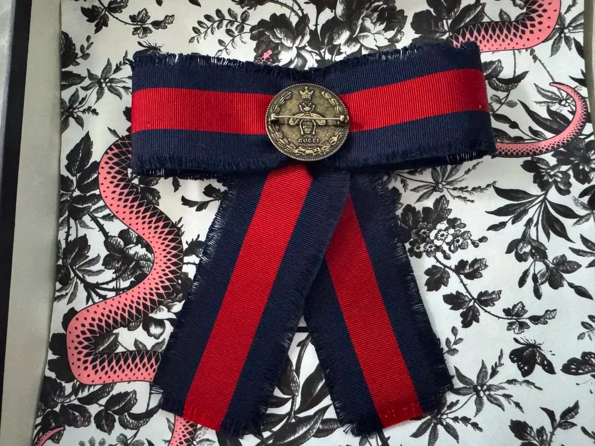 Gucci Three-Stripe Brooch