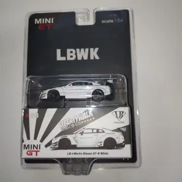LibertyWalk MINI GT 화이트 블리스터 팩 파손 있음
