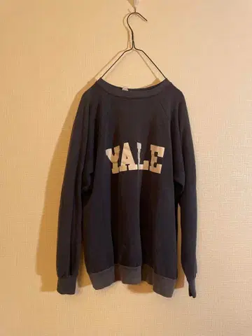 시모키타자와 VELVET Yale 맨투맨 칼리지