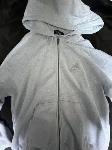 XLARGE 그레이 후드티 백 프린트