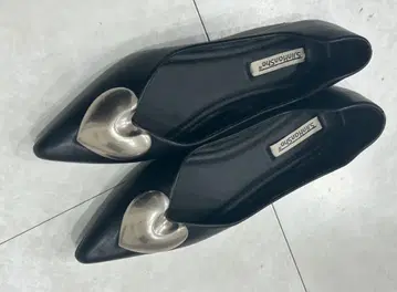 도노반 DONOBAN 24cm 하트 펌프스 로우힐