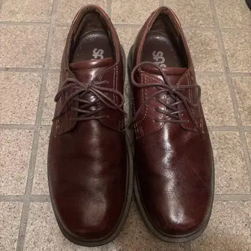 SAS 다크 브라운 가죽 신발