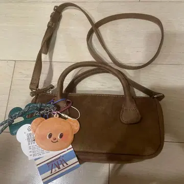 ZARA 버터 베어 숄더백