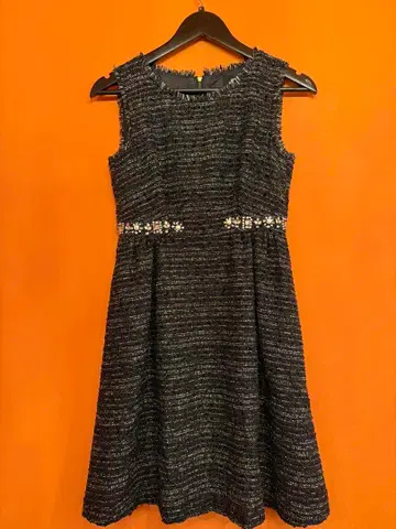 JILLSTUART 슬리브리스 트위드 원피스 비쥬 부착