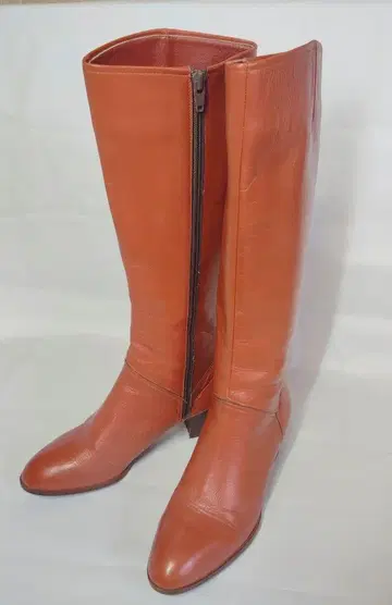 사용감 적은 스테디셀러 Atelier Kanaoi 롱 부츠 24cm