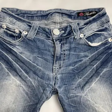 Rell Jeans 페이드 블루 스트레이트 데님