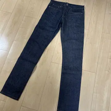 [ 실내 시착만 한 상품 ] A.P.C. 프티 뉴스탠다드