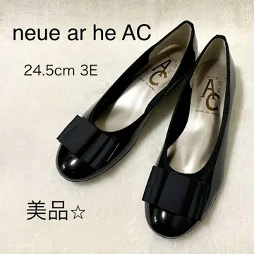 neue ar he ac 에나멜 리본 펌프스 블랙 라운드토