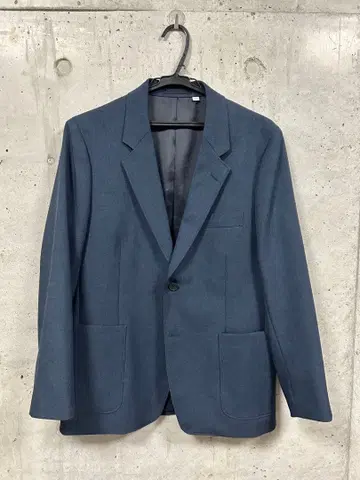 유니클로 U 셋업 품절 모델