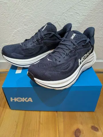 HOKA 클리프톤 10 네이비